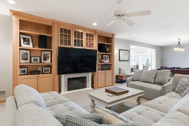 111 Legend WAY, Wales, WI 53183