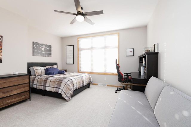 111 Legend WAY, Wales, WI 53183