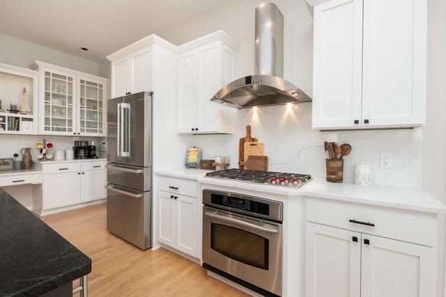 111 Legend WAY, Wales, WI 53183