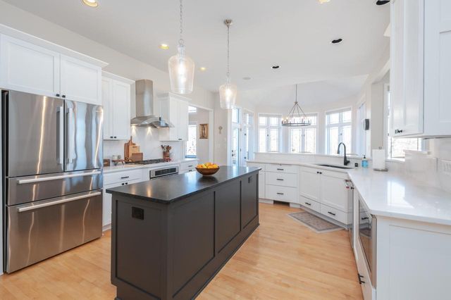 111 Legend WAY, Wales, WI 53183