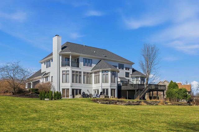 111 Legend WAY, Wales, WI 53183
