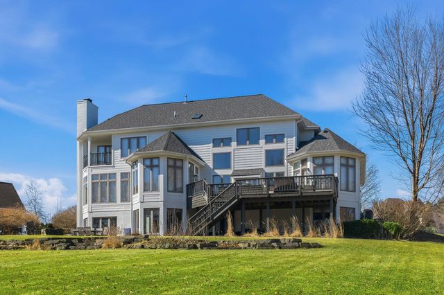 111 Legend WAY, Wales, WI 53183