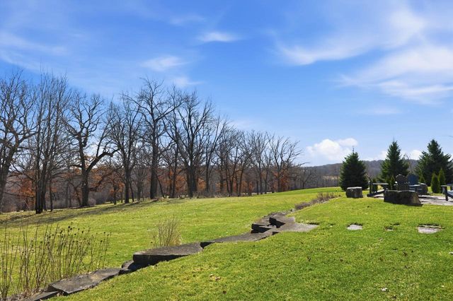 111 Legend WAY, Wales, WI 53183