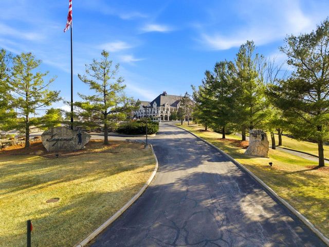 111 Legend WAY, Wales, WI 53183