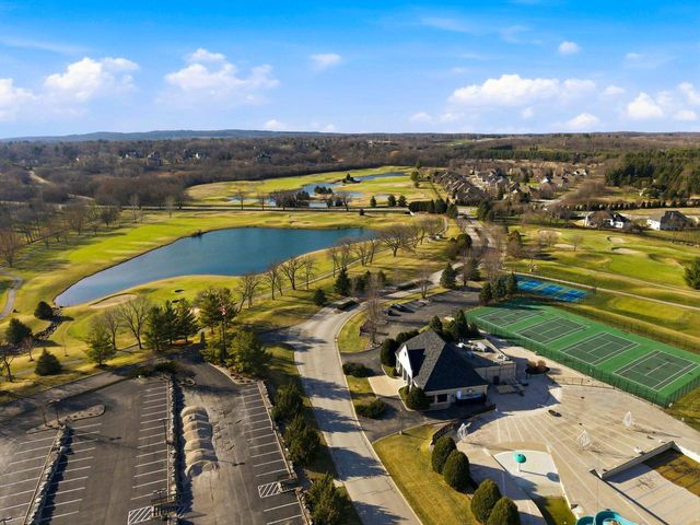 111 Legend WAY, Wales, WI 53183