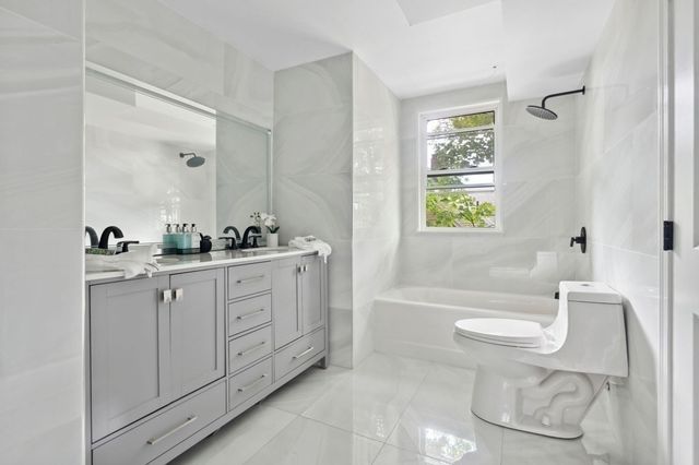 9-13 Sutherland Rd 1, Arlington, MA 02476