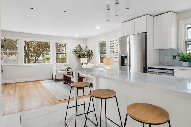 9-13 Sutherland Rd 1, Arlington, MA 02476