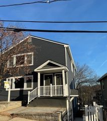 9-13 Sutherland Rd 1, Arlington, MA 02476