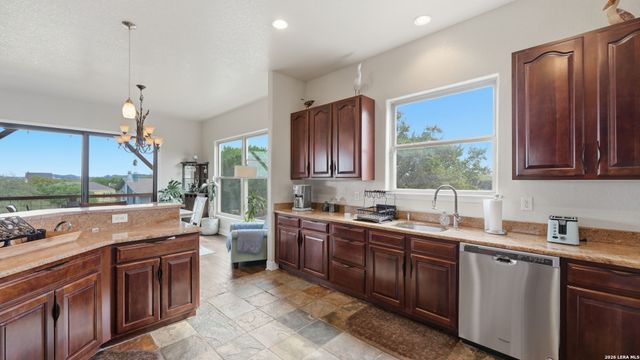 628 Country, Canyon Lake, TX 78133