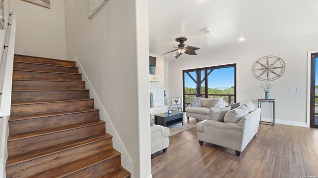 628 Country, Canyon Lake, TX 78133