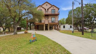 628 Country, Canyon Lake, TX 78133