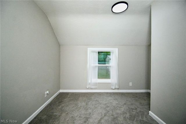 542 Montgomery Street, Akron, OH 44305