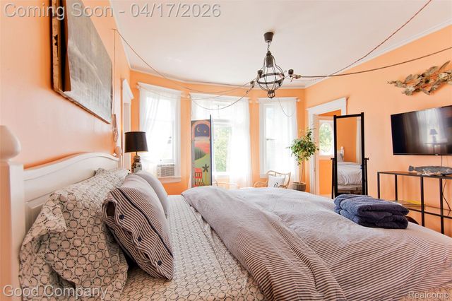 1728 Parker Street, Detroit, MI 48214