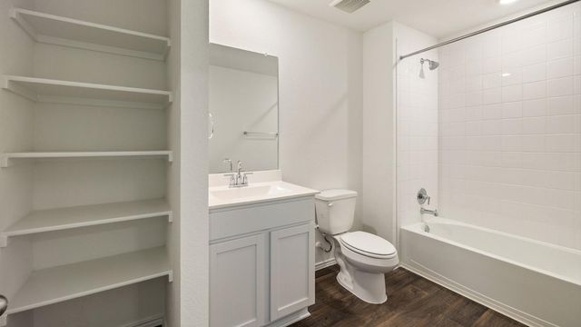 15000 Welsh Cobb RD B, Manor, TX 78653
