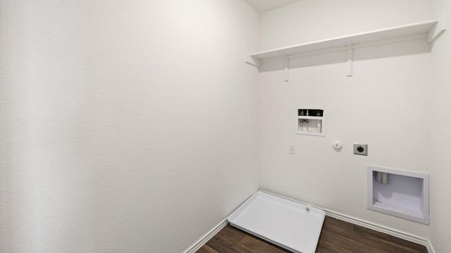 15000 Welsh Cobb RD B, Manor, TX 78653