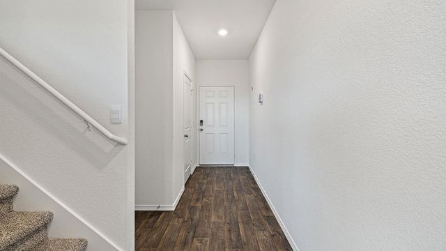 15000 Welsh Cobb RD B, Manor, TX 78653