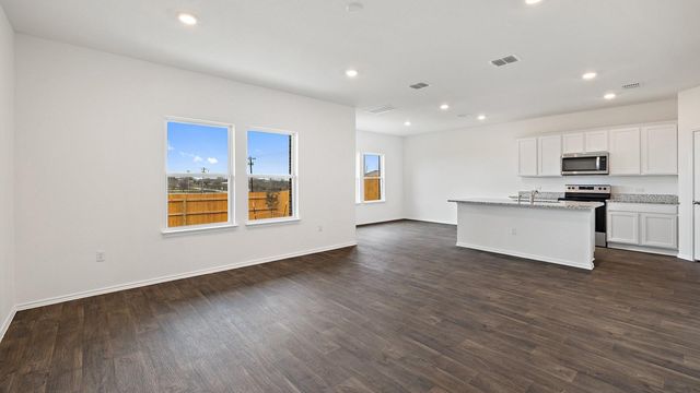 15000 Welsh Cobb RD B, Manor, TX 78653