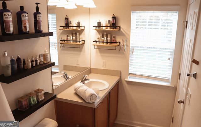 10 Hartland Court, Savannah, GA 31407