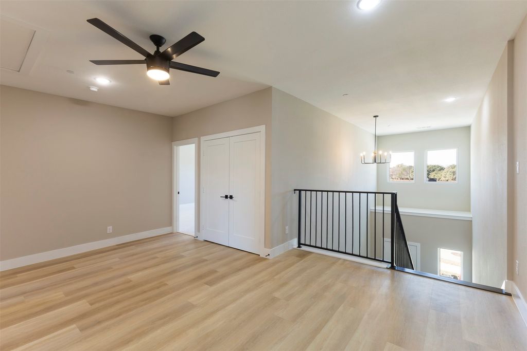 2390 Usman Drive, Irving, TX 75062 — photo 5