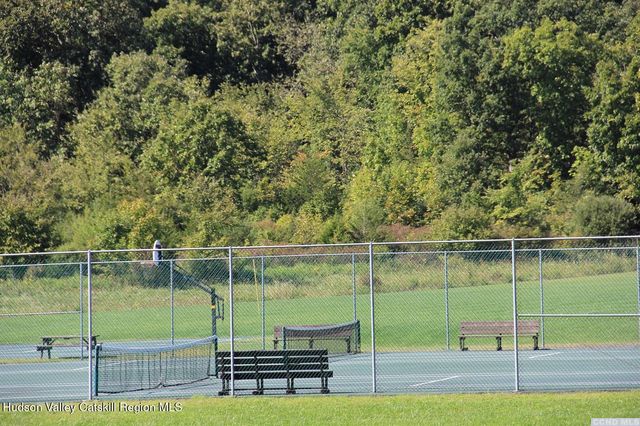 101 Ichabod Crane Circle, Coxsackie, NY 12051