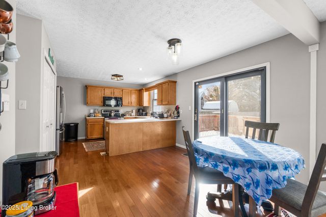 3102 Binnacle Pl, Louisville, KY 40220