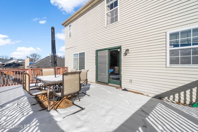 3102 Binnacle Pl, Louisville, KY 40220