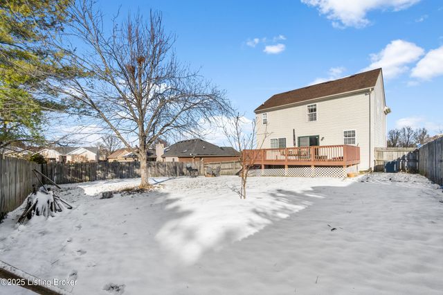 3102 Binnacle Pl, Louisville, KY 40220