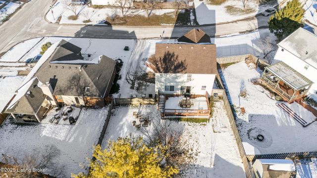 3102 Binnacle Pl, Louisville, KY 40220