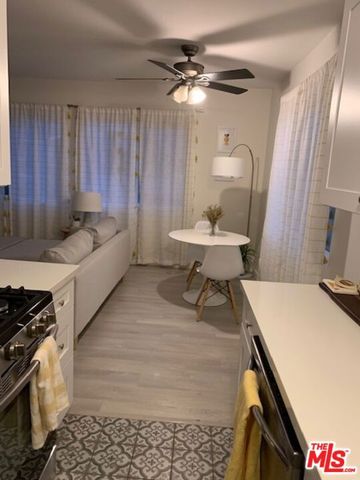 2106 Pisani Place 3, Los Angeles, CA 90291
