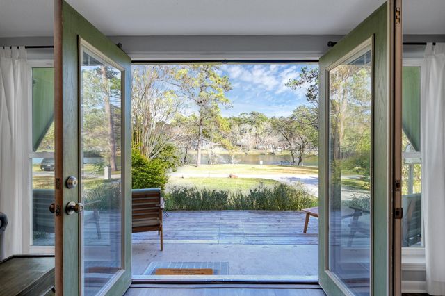 1500 W Pine Lake Circle, Conroe, TX 77316