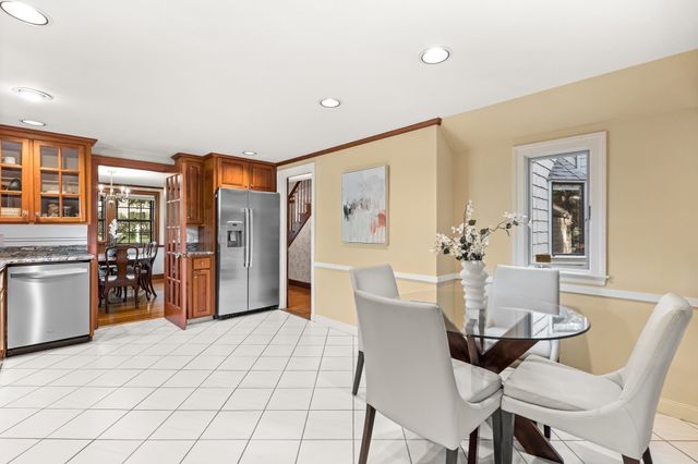 1 Overlook Way, Winchester, MA 01890