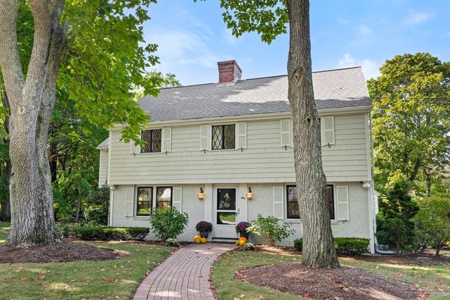 1 Overlook Way, Winchester, MA 01890