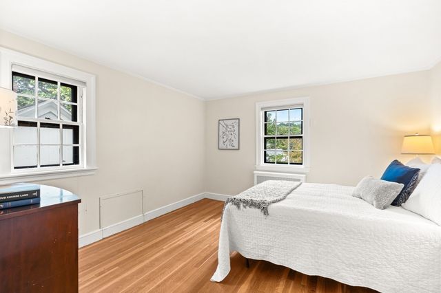 1 Overlook Way, Winchester, MA 01890