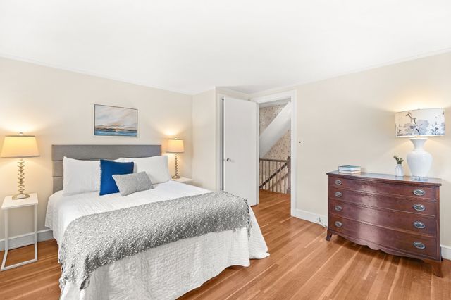 1 Overlook Way, Winchester, MA 01890