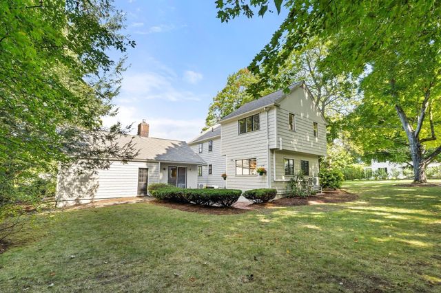 1 Overlook Way, Winchester, MA 01890