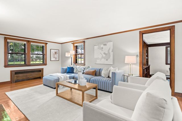 1 Overlook Way, Winchester, MA 01890