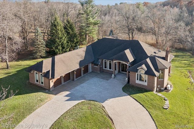 2140 33 Mile Road, Bruce Township, MI 48065