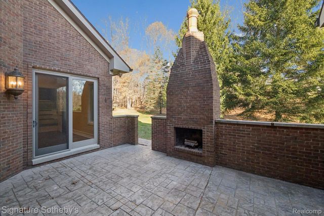 2140 33 Mile Road, Bruce Township, MI 48065