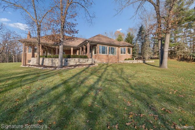 2140 33 Mile Road, Bruce Township, MI 48065