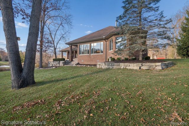 2140 33 Mile Road, Bruce Township, MI 48065