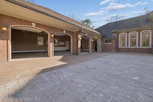 2140 33 Mile Road, Bruce Township, MI 48065