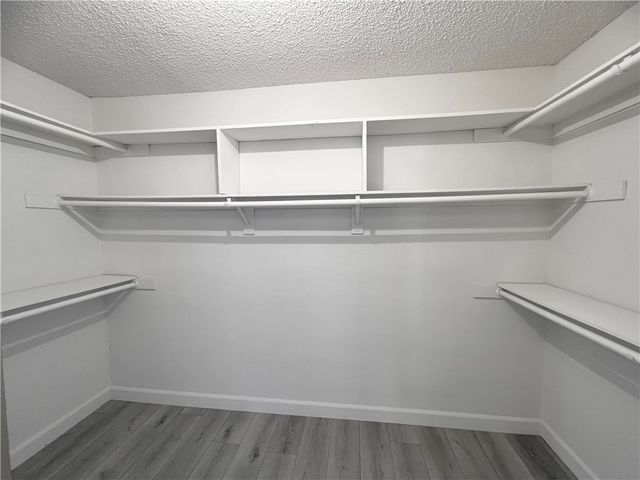 949 Creekside Drive, Fullerton, CA 92833