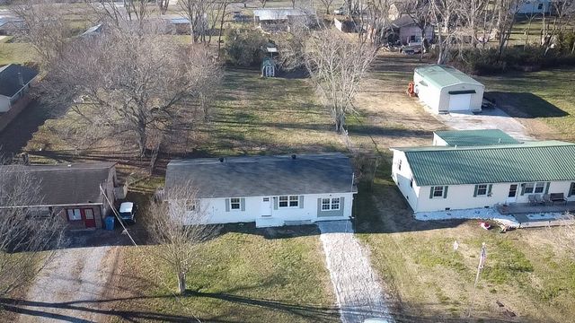 203 Rigney Dr, Manchester, TN 37355