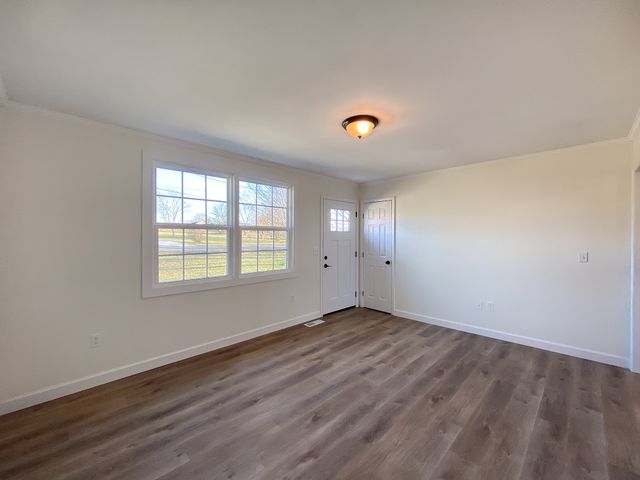 203 Rigney Dr, Manchester, TN 37355