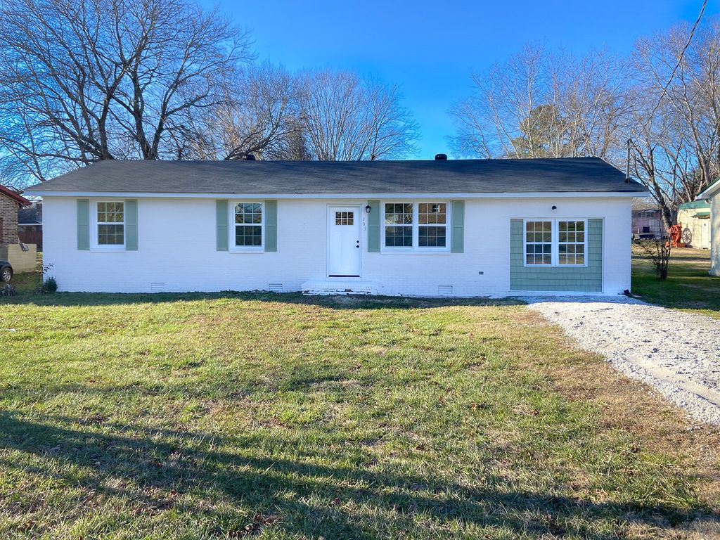 203 Rigney Dr, Manchester, TN 37355