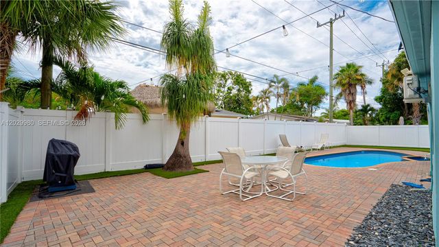 2510 NE 9th Avenue, Pompano Beach, FL 33064