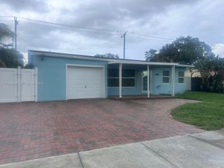 2510 NE 9th Avenue, Pompano Beach, FL 33064