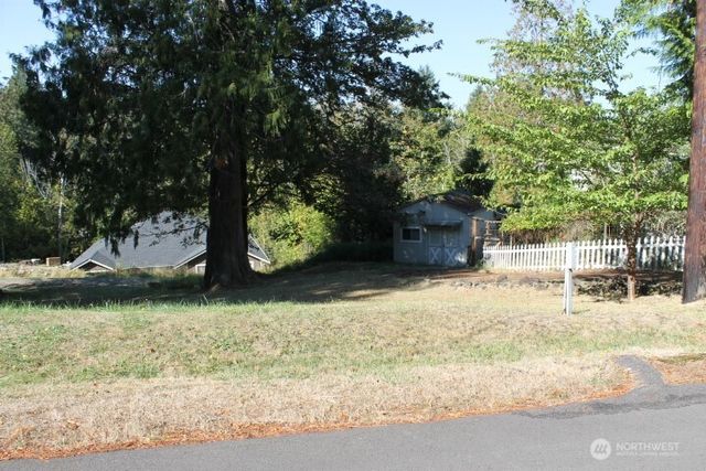 2418 Crestridge Drive NW, Olympia, WA 98502