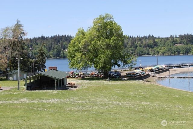 2418 Crestridge Drive NW, Olympia, WA 98502