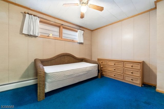 36 6Th St, Harrison Town, NJ 07029